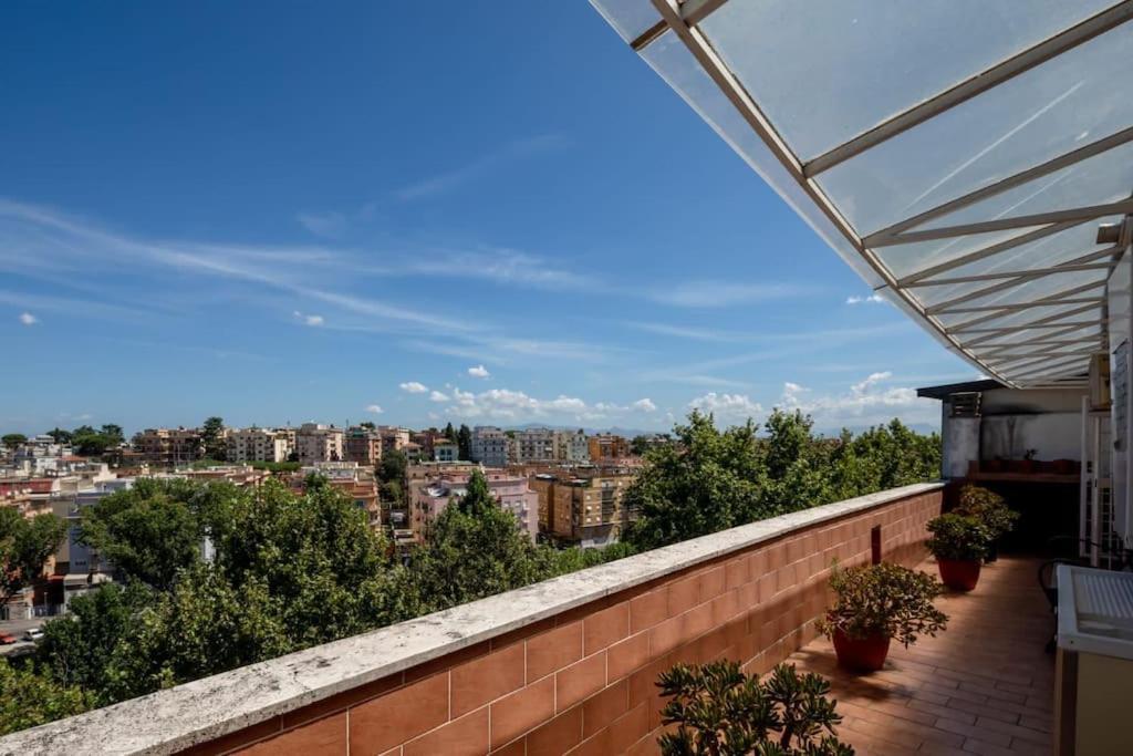 Attico Per Quattro Persone Sulla Nomentana, Wi-Fi, Aria Condizionata Apartment Rome Exterior photo