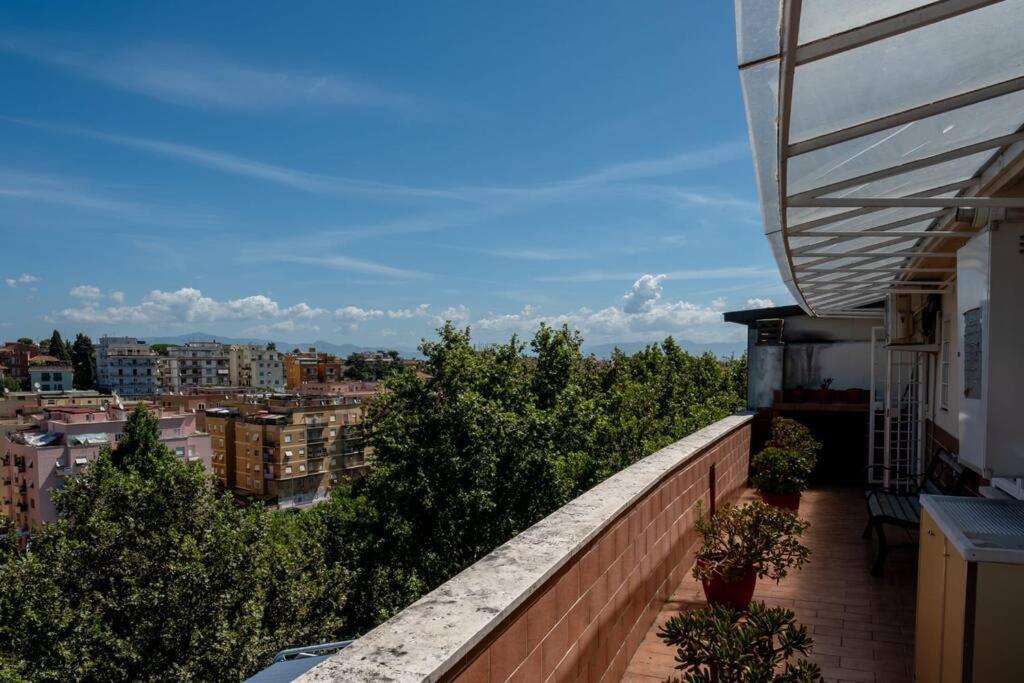 Attico Per Quattro Persone Sulla Nomentana, Wi-Fi, Aria Condizionata Apartment Rome Exterior photo
