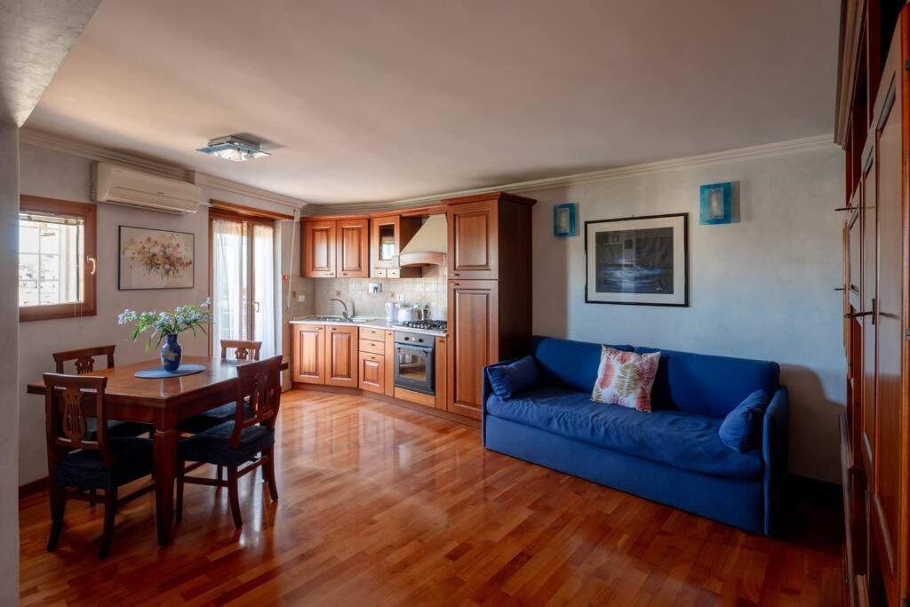 Attico Per Quattro Persone Sulla Nomentana, Wi-Fi, Aria Condizionata Apartment Rome Exterior photo